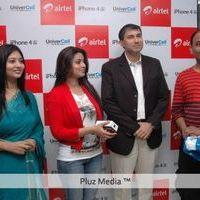 Sneha at Airtel Iphone Launch - Pictures